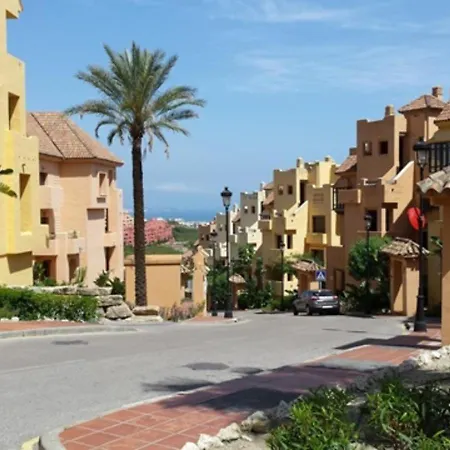 Apartment Beautiful Duquesa Village *
