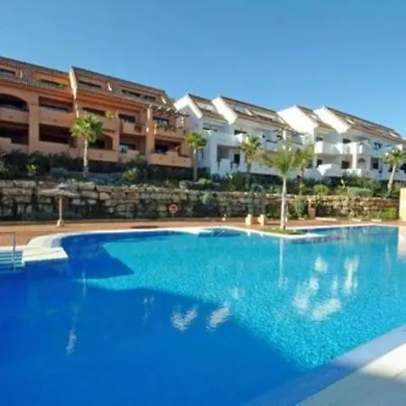 Beautiful Duquesa Village Apartment Manilva